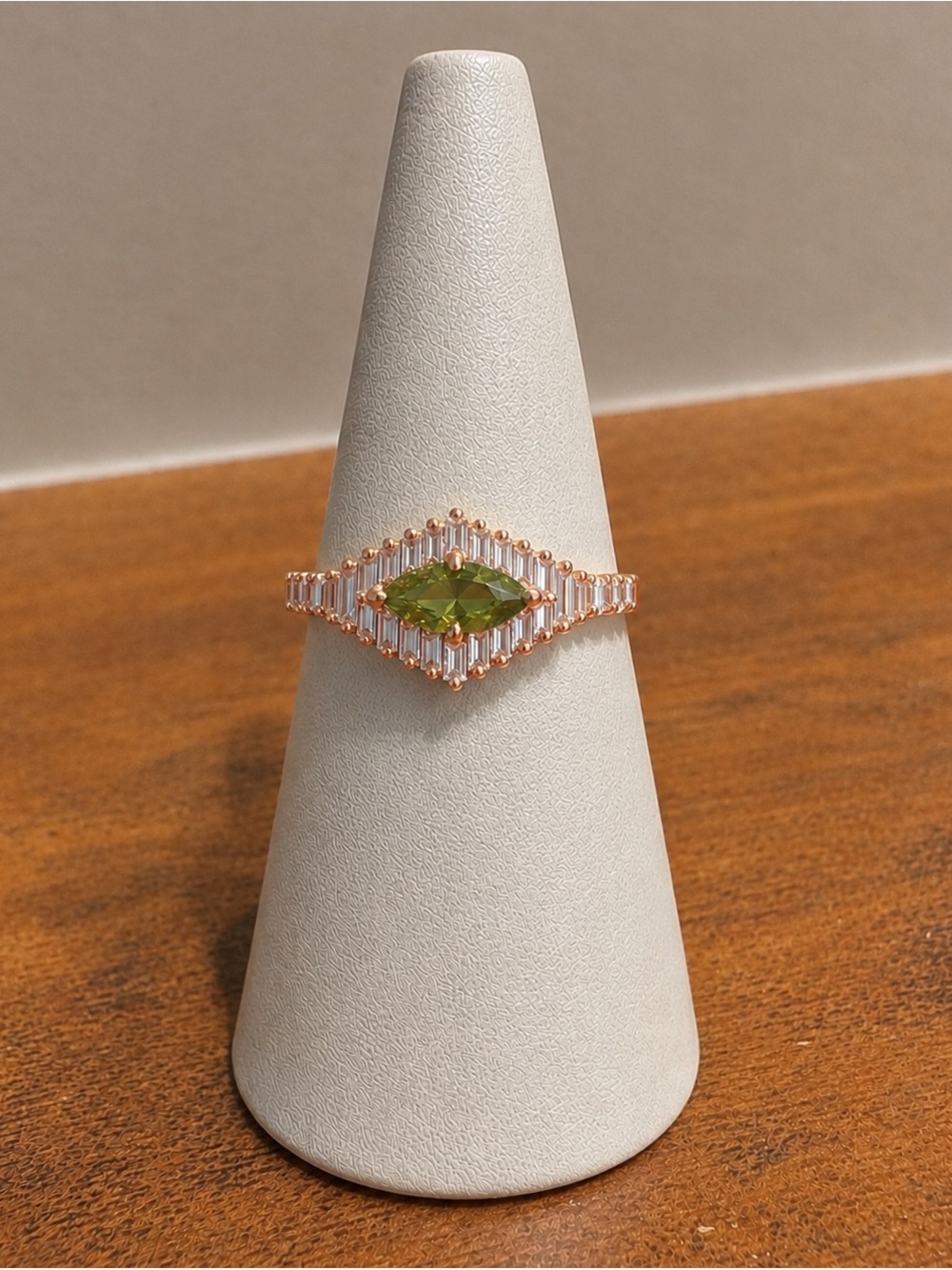 Bomb Party August 2026 Ring August Muse Rose Gold/ Peridot